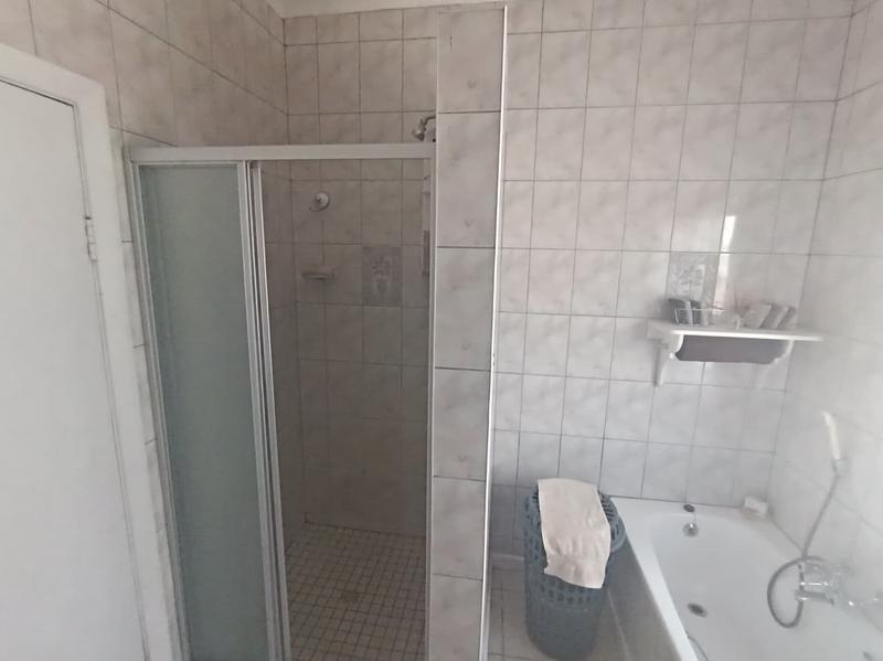 4 Bedroom Property for Sale in Albertinia Western Cape